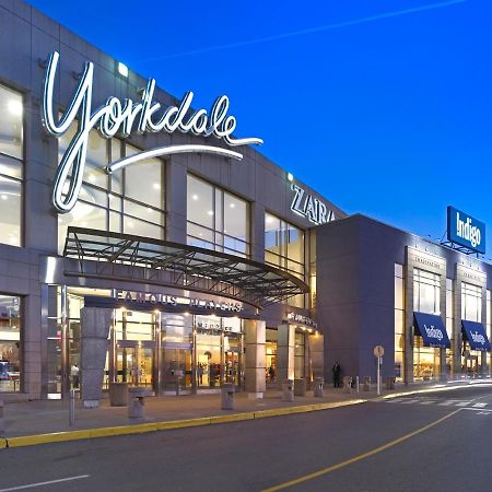 Beautiful Townhouse Near Yorkdale Mall, Wilson Subway Leilighet Toronto Eksteriør bilde