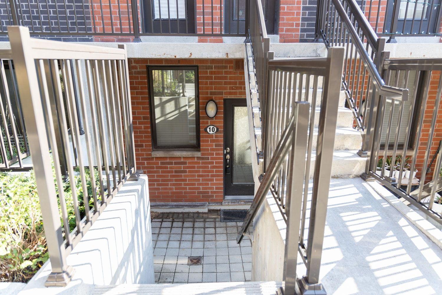 Beautiful Townhouse Near Yorkdale Mall, Wilson Subway Leilighet Toronto Eksteriør bilde
