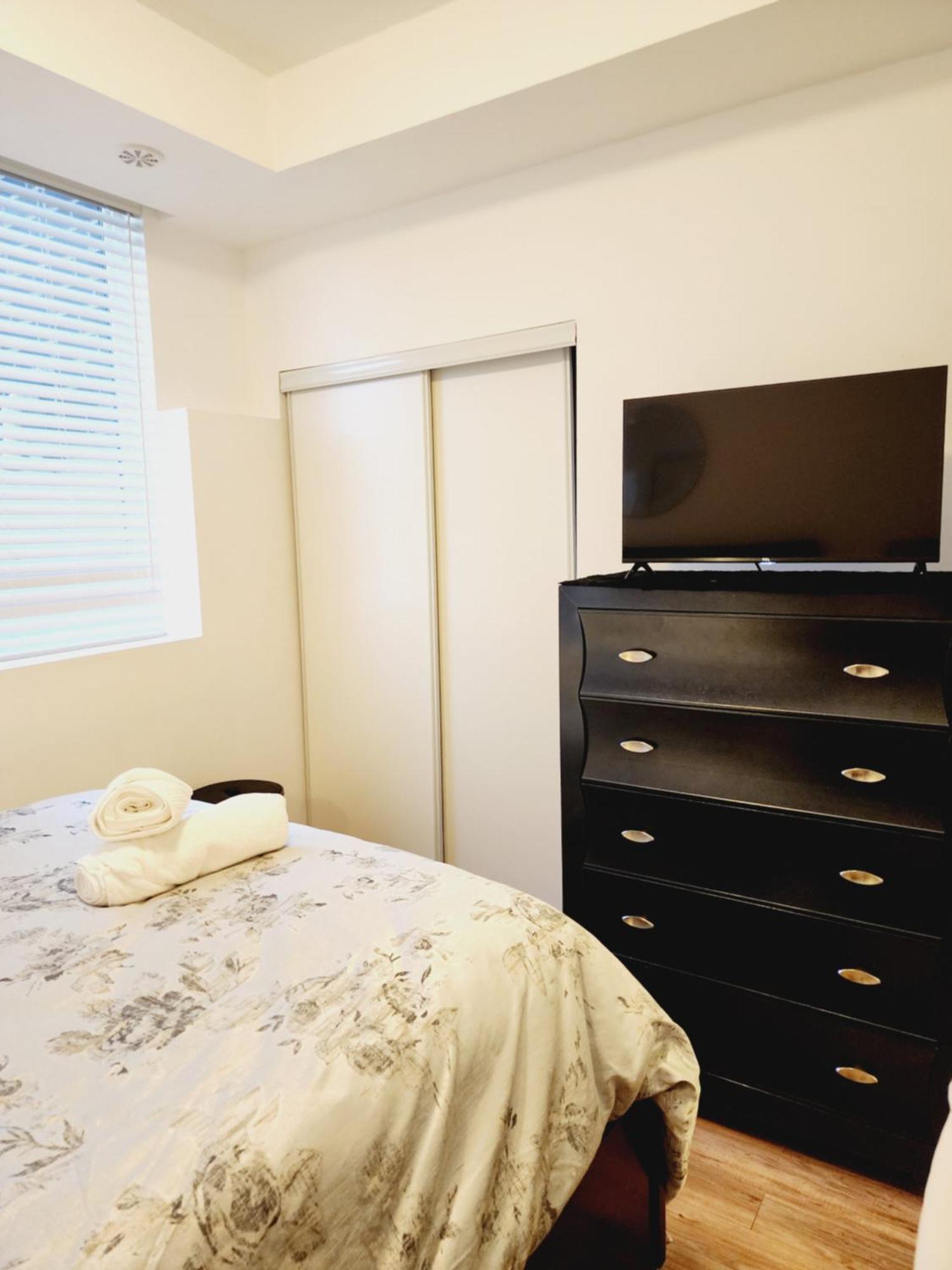 Beautiful Townhouse Near Yorkdale Mall, Wilson Subway Leilighet Toronto Eksteriør bilde